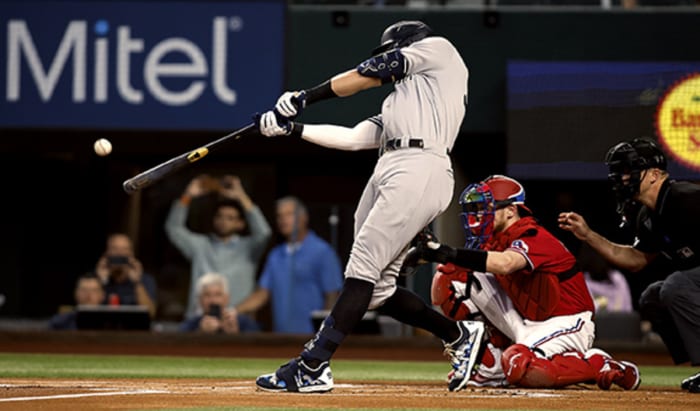 New York Yankee Aaron Judge hits home run to break the AL record of Roger Maris.
