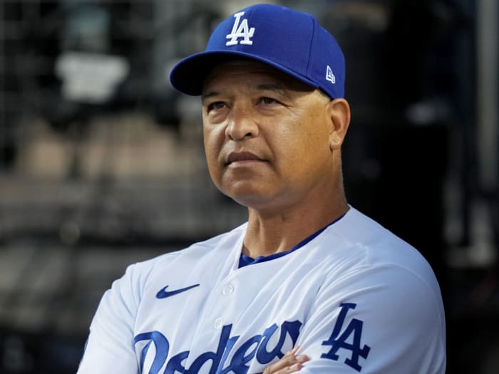 Dodgers manager Dave Roberts in dugout