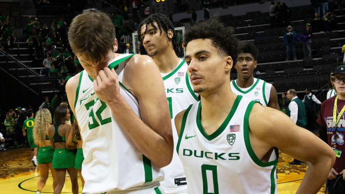 Oregon players look depressed after losing to UC Irvine