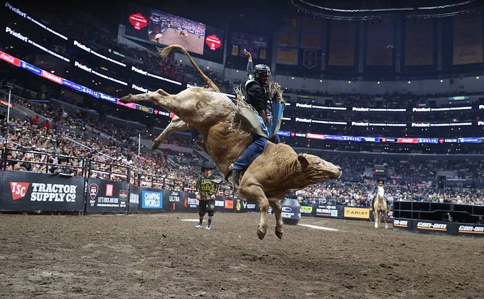 STILL LEGAL, PBR Brings Showtime to Los Angeles - Sports Illustrated ...