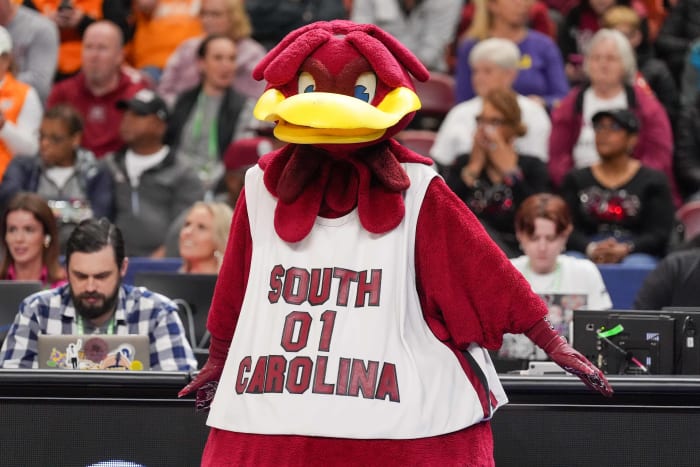 Cocky during No. 1 South Carolina’s 74-73 win over Tennessee in the SEC tournament semifinals on March 9, 2024.