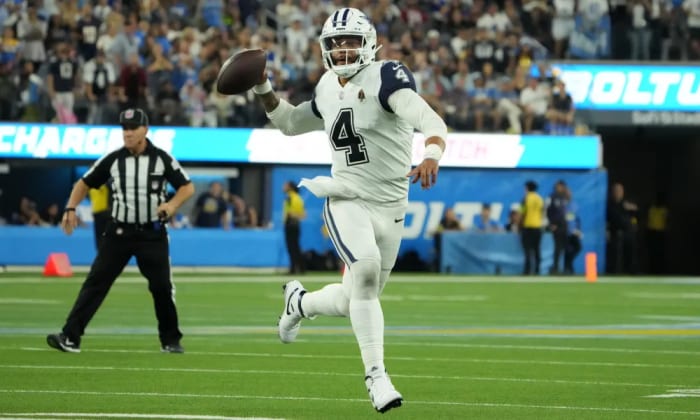 Cowboys quarterback Dak Prescott isn't focusing on other results in the NFC.