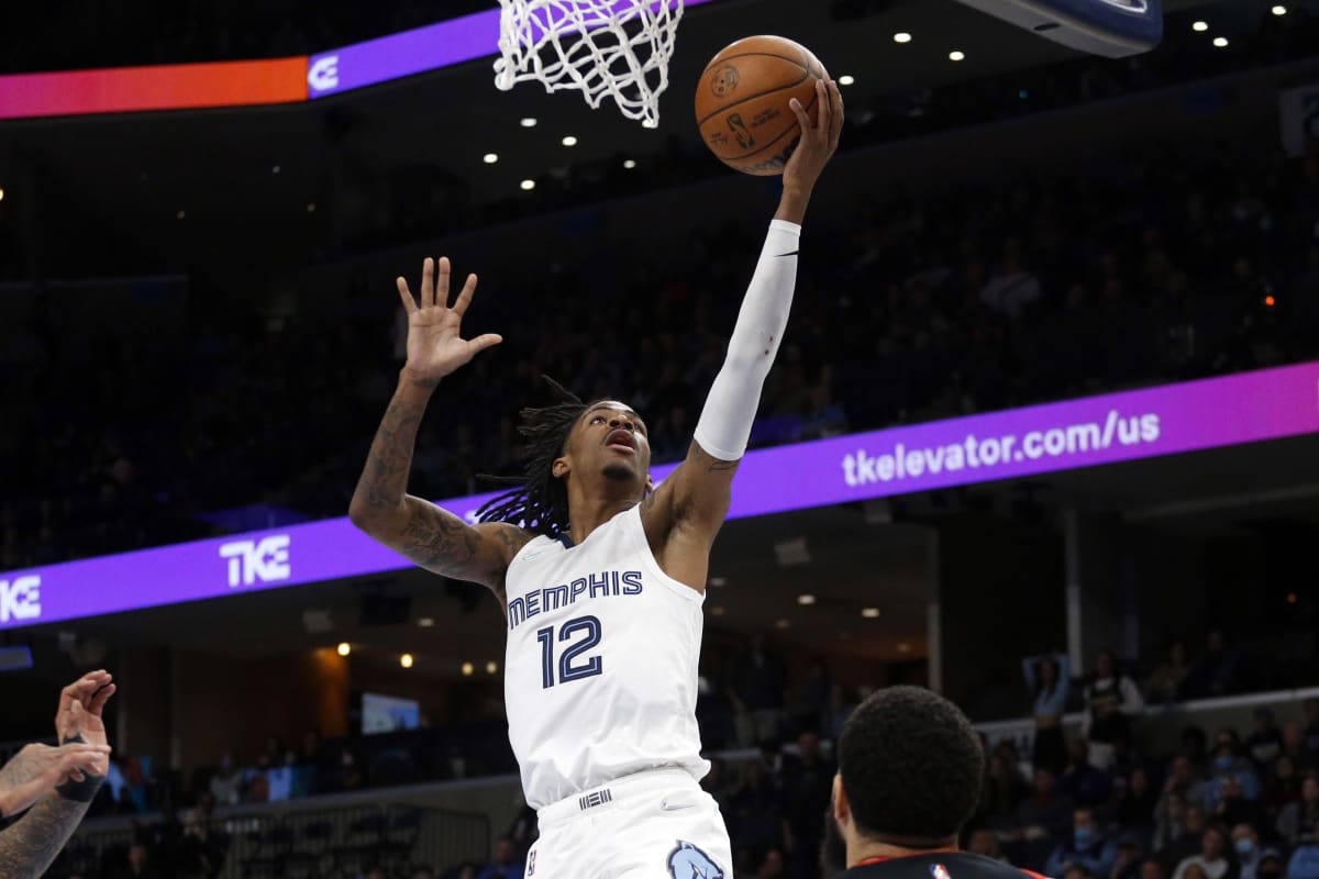 Ja Morant Suffers Left Knee Injury, Won’t Return vs. Hawks WKKY