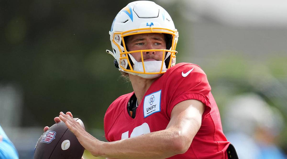 2022 NFL Regular Season Passing Yards Leader Betting Breakdown WKKY