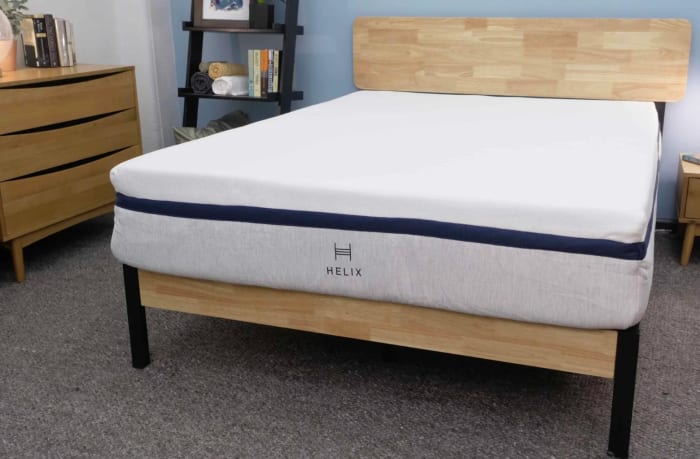 best mattress for side sleepers: helix midnight luxe.