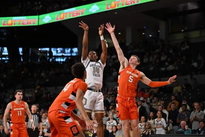 Men’s Basketball dismantled, falls to Syracuse 80-63