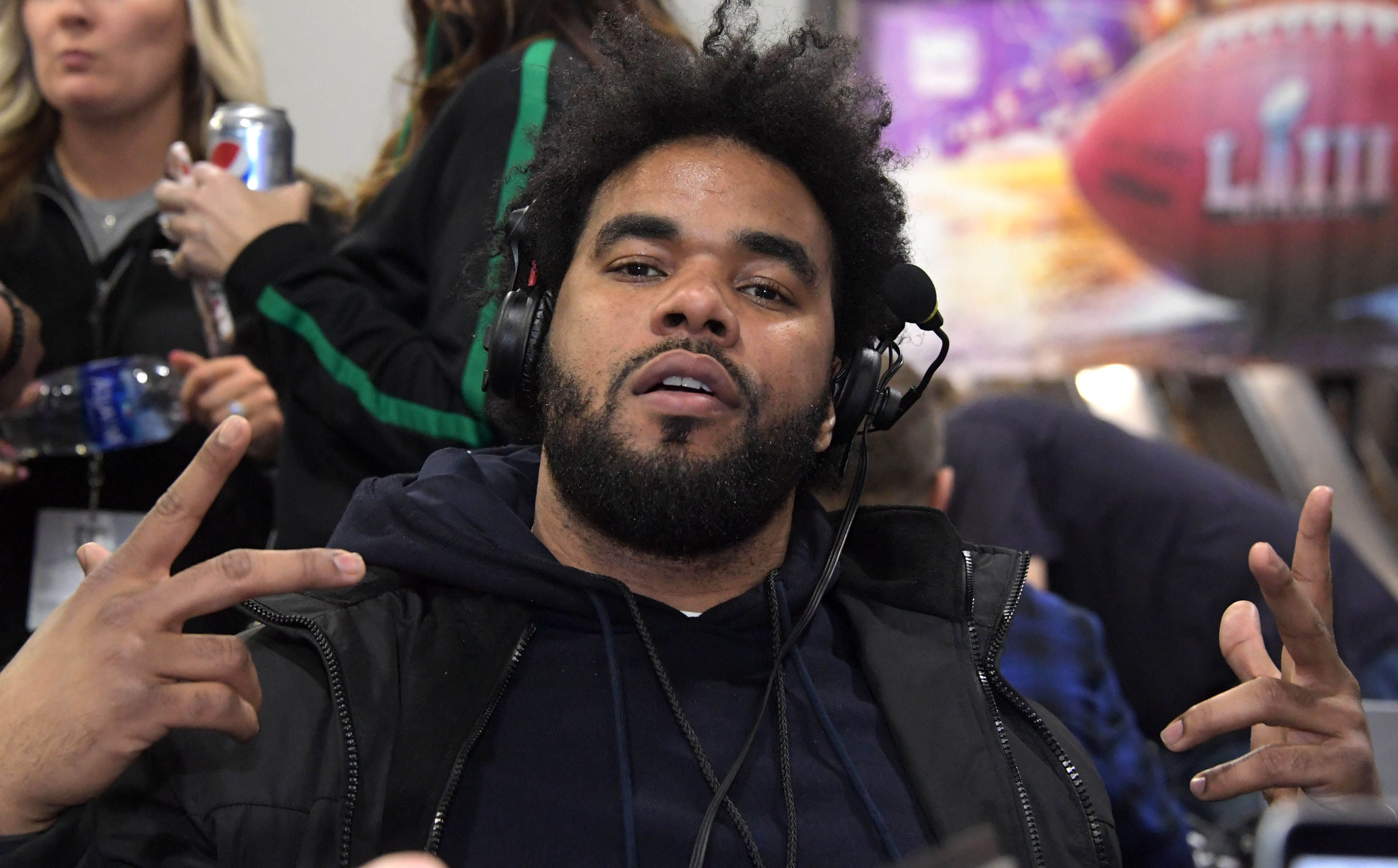 Breaking Ezekiel Elliott Handcuffed But Not Arrested At Las Vegas Music Festival FanNation 
