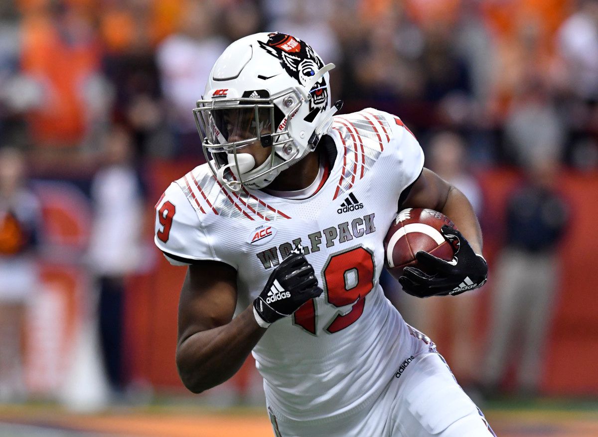 Cj Riley Knee injury sidelines C.J. Riley for rest of season - Sports ...