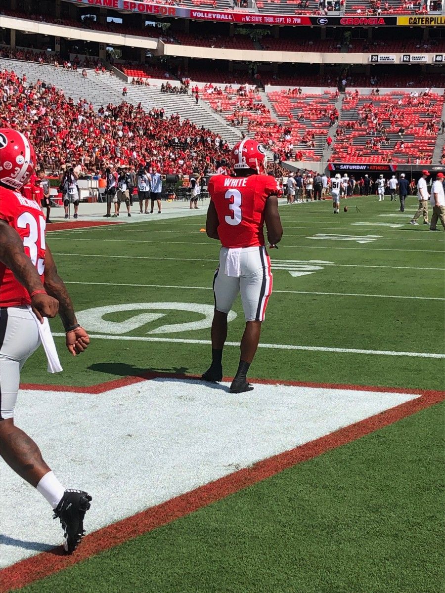 Zamir White in warmups for today's game
