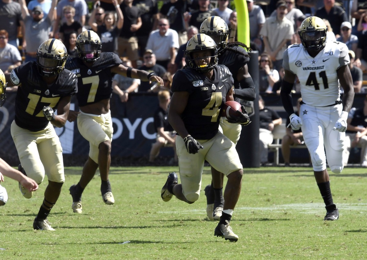 Purdue Boilermakers wide receiver Rondale Moore (4) runs the ball against the Vanderbilt Commodores in the second half at Ross-Ade Stadium. Mandatory Credit: Sandra Dukes-USA TODAY Sports