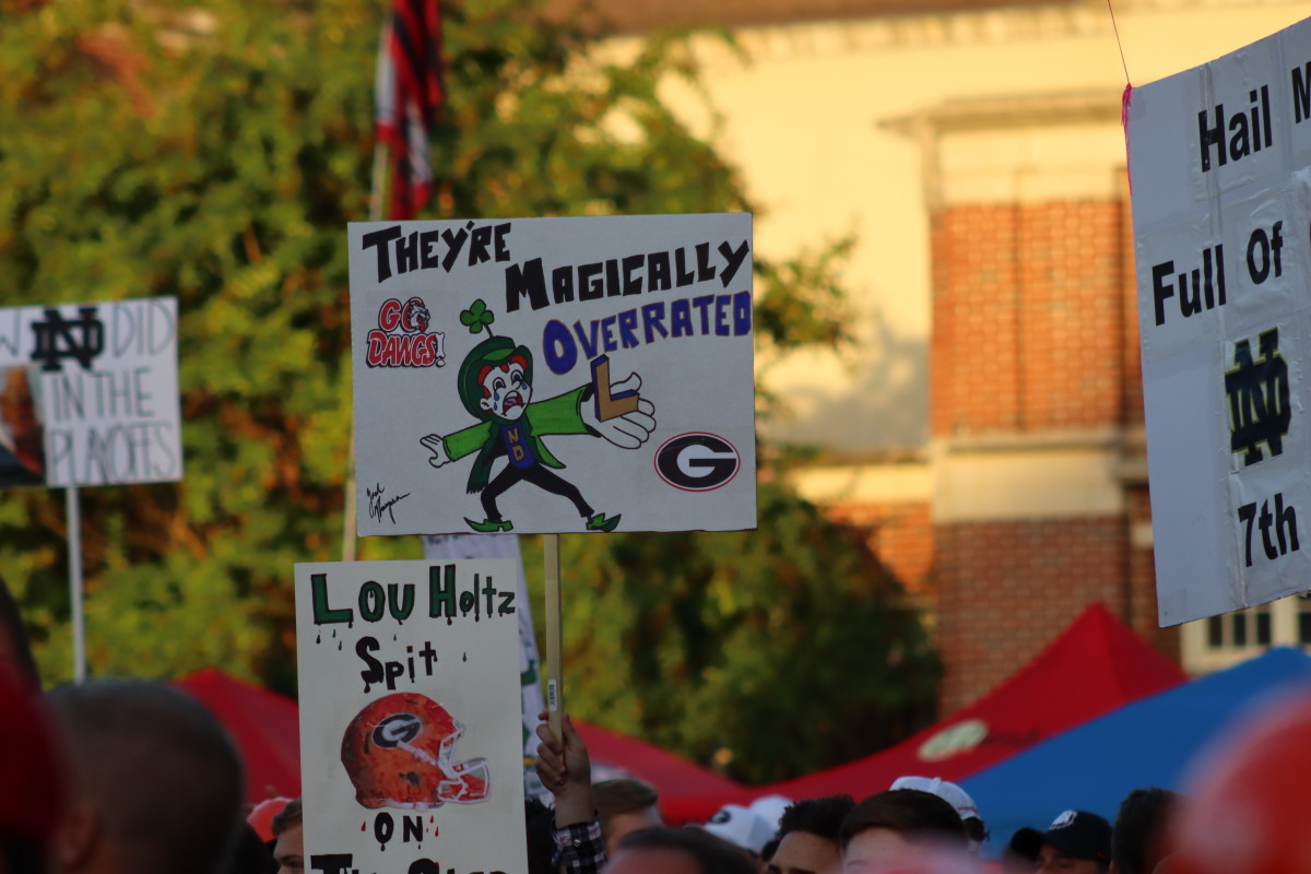 The gameday signs are out! 