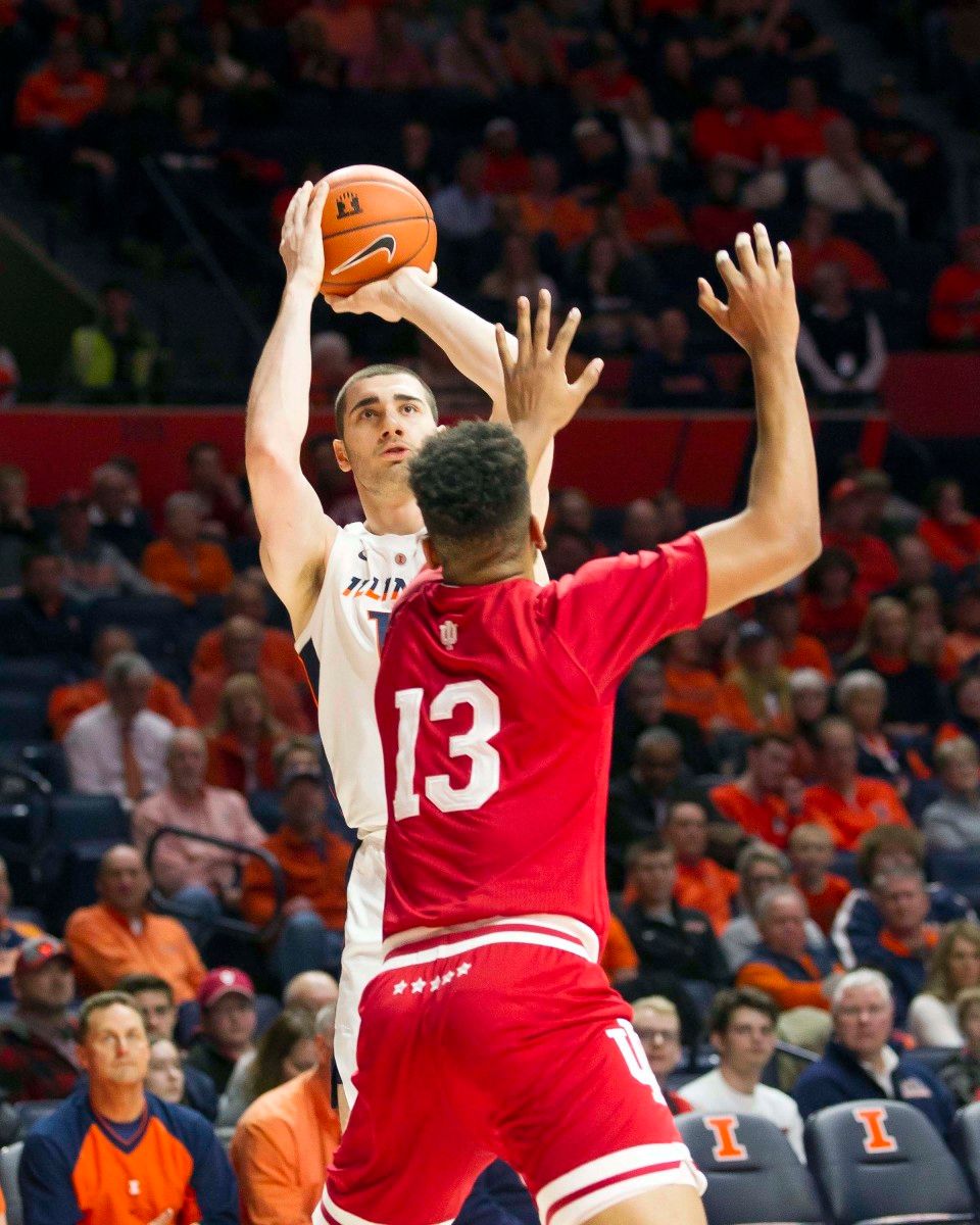 A major key for Illinois sophomore Giorgi Bezhanishvili will be developing a mid-range game to pair with his efficient low-post offensive attack to accommodate new freshman center Kofi Cockburn.