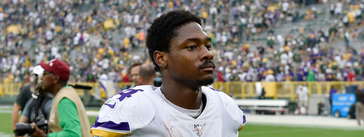Vikings' Stefon Diggs without his helmet on