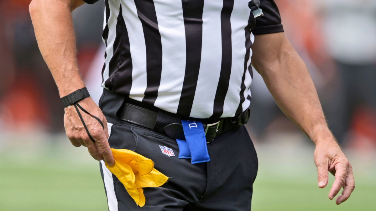NFL Week 5 filled with awful penalties, bad reviews - Sports Illustrated