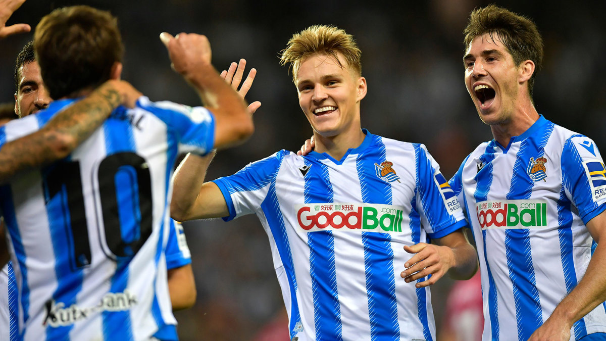 Martin Odegaard: Real Madrid 'publicity stunt' actually is ...