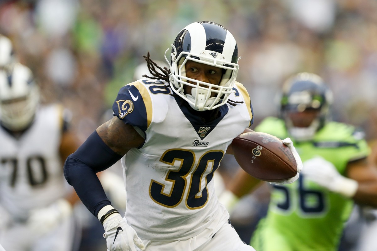 Los Angeles Rams running back Todd Gurley (30) rushes against the Seattle Seahawks