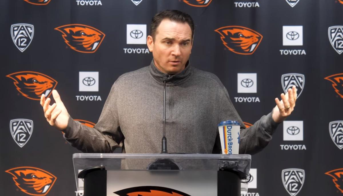Oregon State coach Jonathan Smith discusses Cal