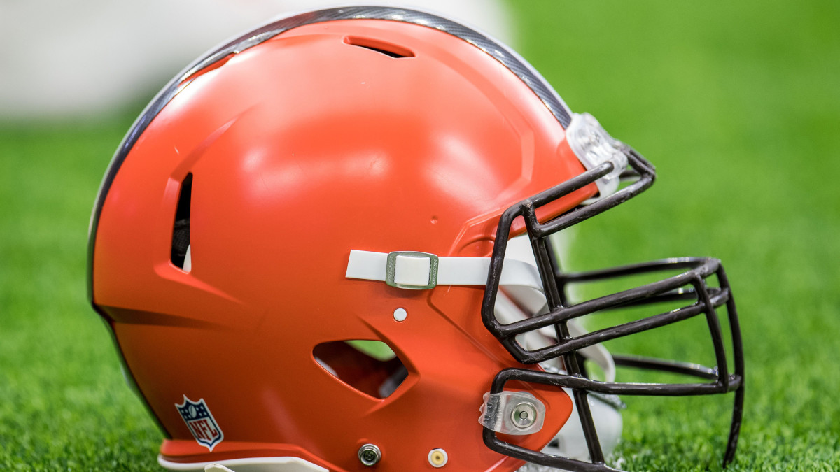Man misidentified by Browns for throwing beer sues