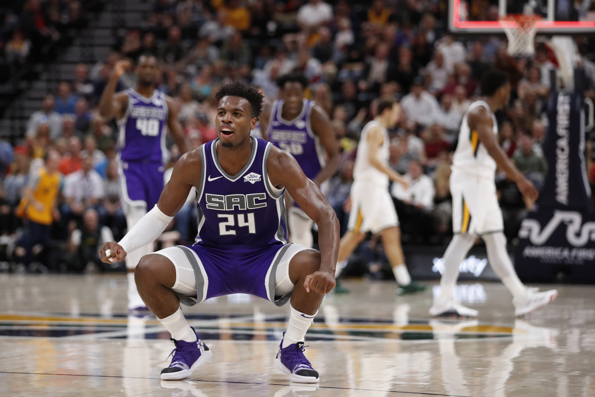 Buddy Hield, Sacramento remain apart on contract extension talks