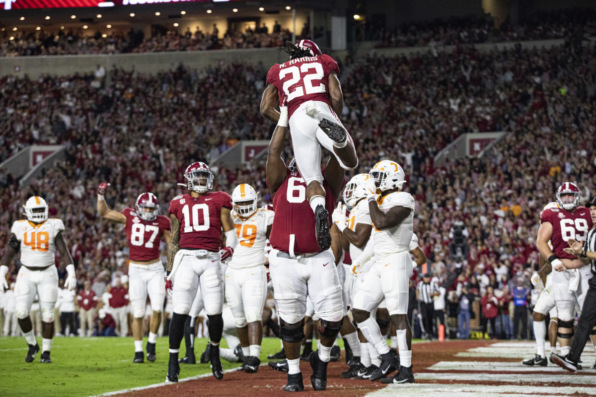 Alabama celebrates a Najee Harris touchdown against Tennessee