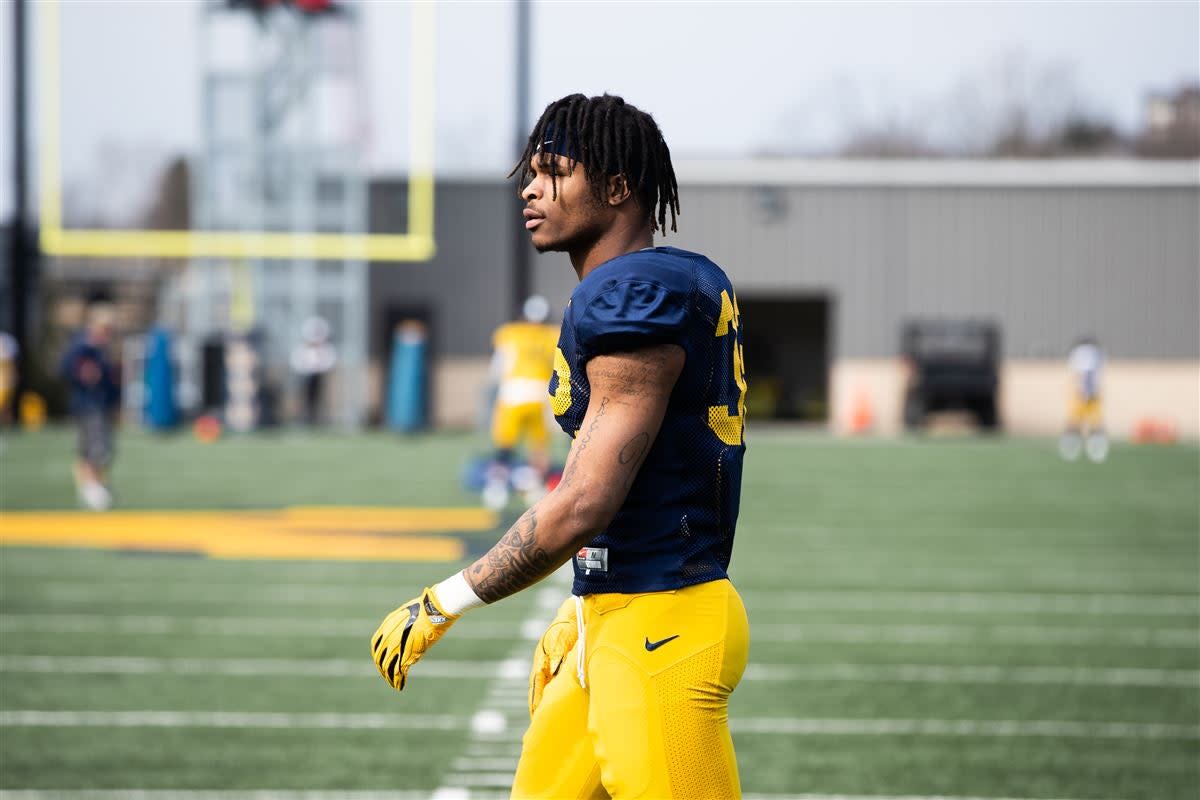 Former WVU LB VanDarius Cowan Transfers to Maryland Sports
