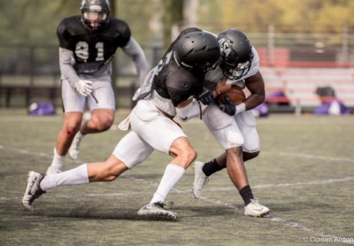 JUCO DB has WVU in Top3 with Decision Looming Sports Illustrated