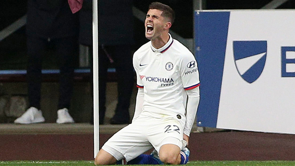 Christian Pulisic goal video: Chelsea star nets perfect hat trick