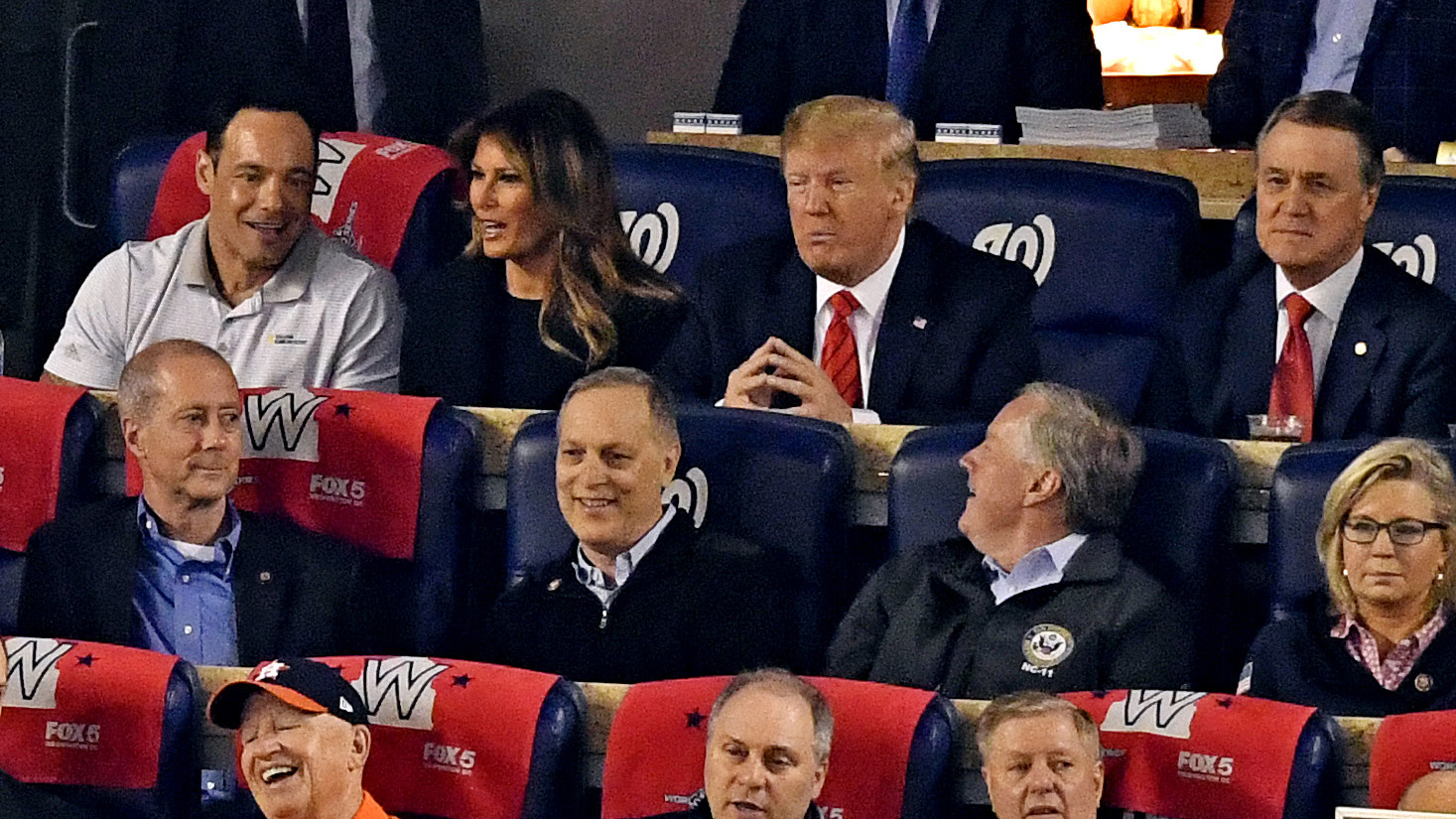 Donald Trump booed at World Series Game 5 between ...