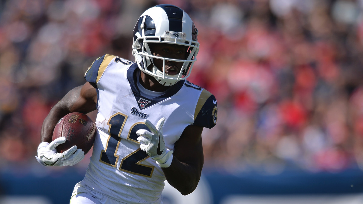 Brandin Cooks catches a pass for the Los Angeles Rams.