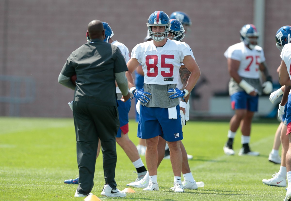 Jul 25, 2019; East Rutherford, NJ, USA; New York Giants tight end Rhett Ellison (85) looks on during the first day of training camp at Quest Diagnostics Training Center.