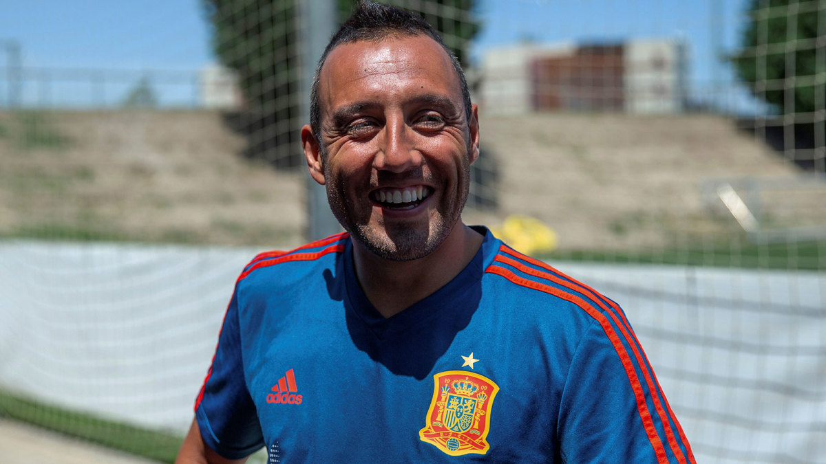 Santi Cazorla remains in Spain's national team picture