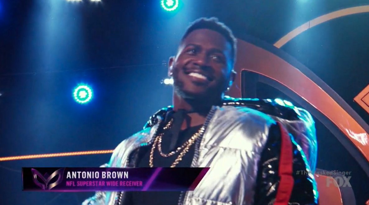 Antonio Brown Steelers WR on Masked Singer TV show Sports Illustrated(02)