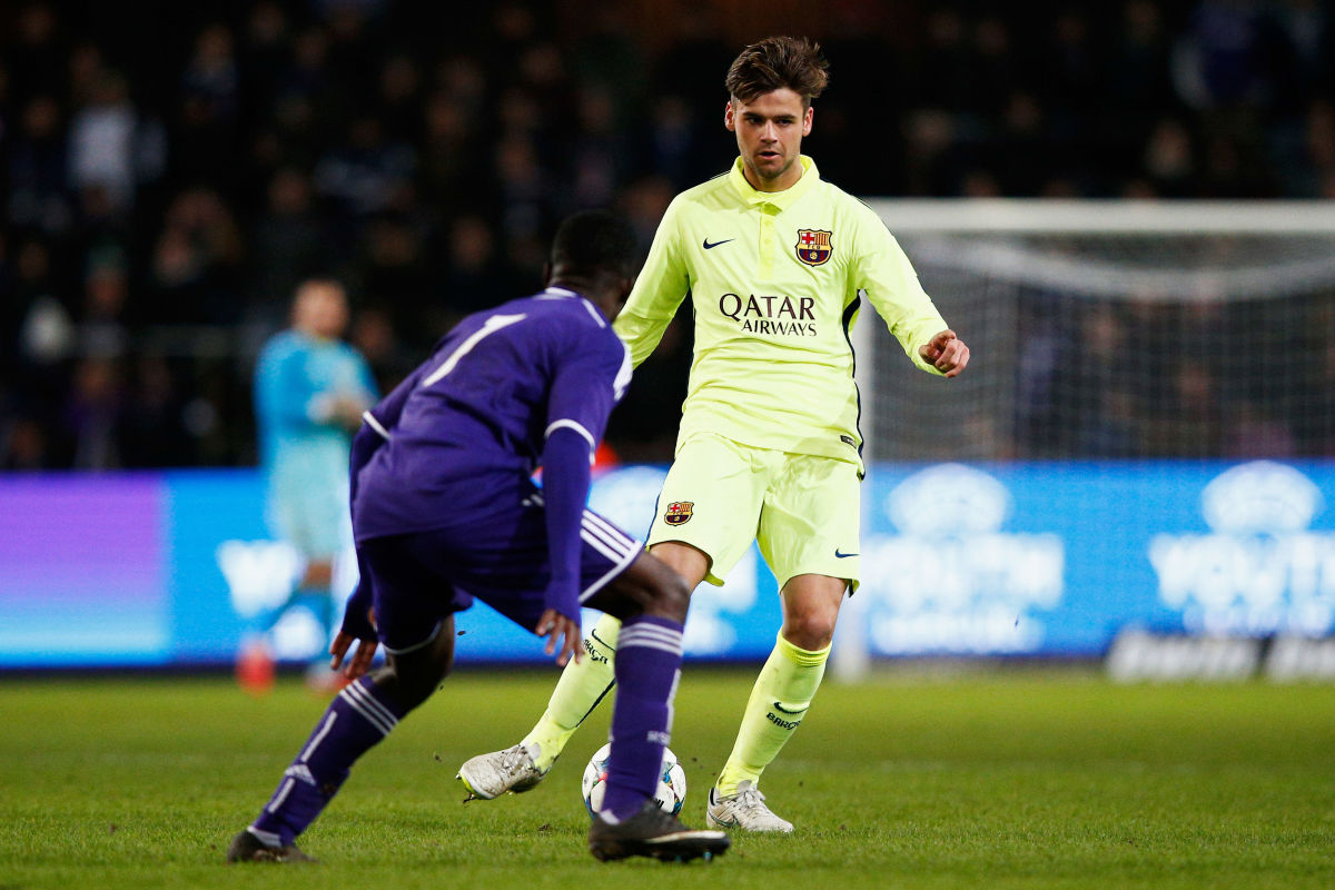 rsc-anderlecht-v-fc-barcelona-uefa-youth-league-round-of-16-5c308704e2af72d528000001.jpg