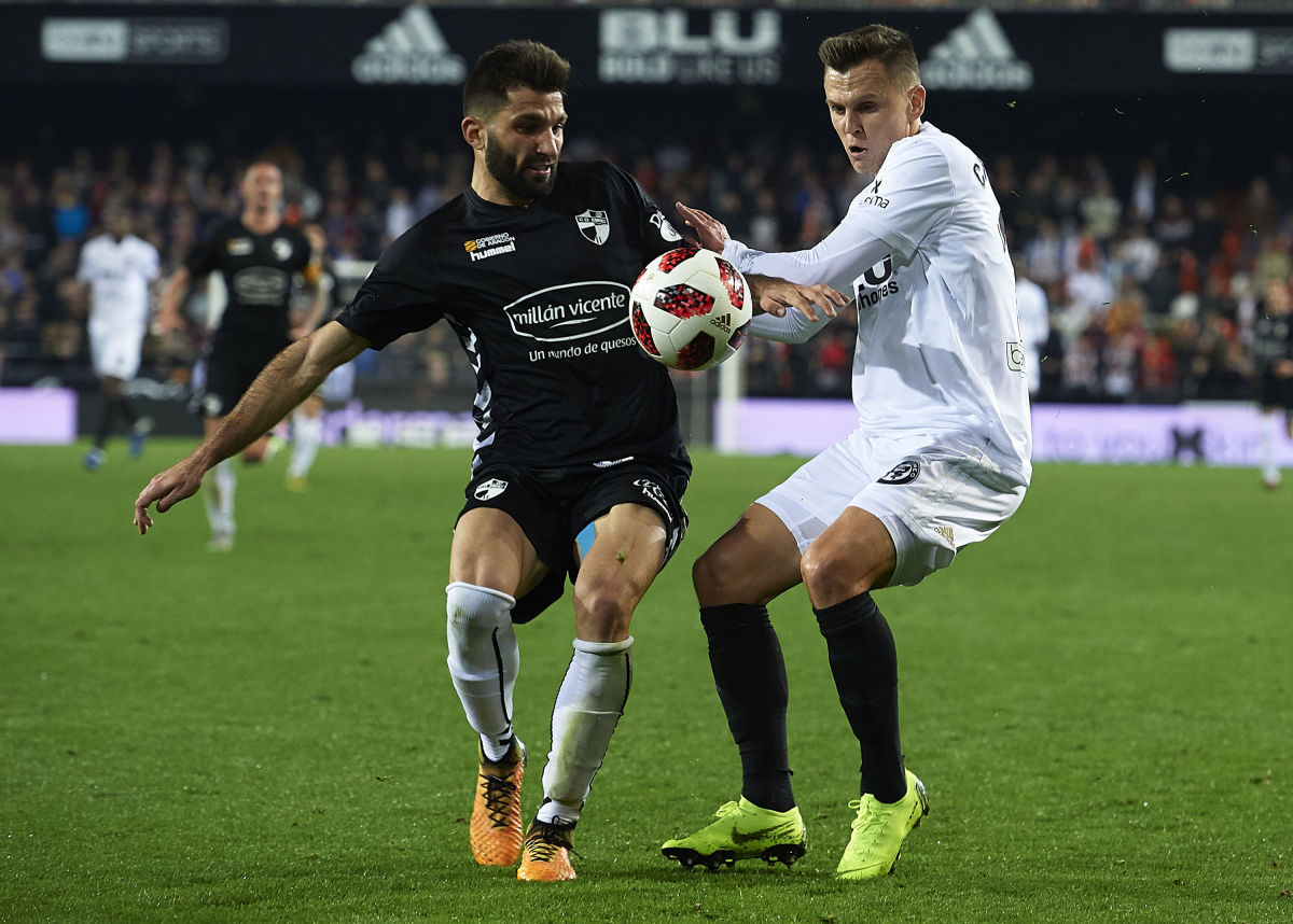 valencia-v-ebro-copa-del-rey-fourth-round-5c333903235b820d37000002.jpg