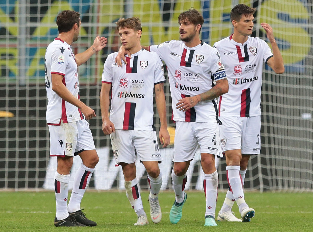 fc-internazionale-v-cagliari-serie-a-5c337cdcc07b119b0f00003a.jpg