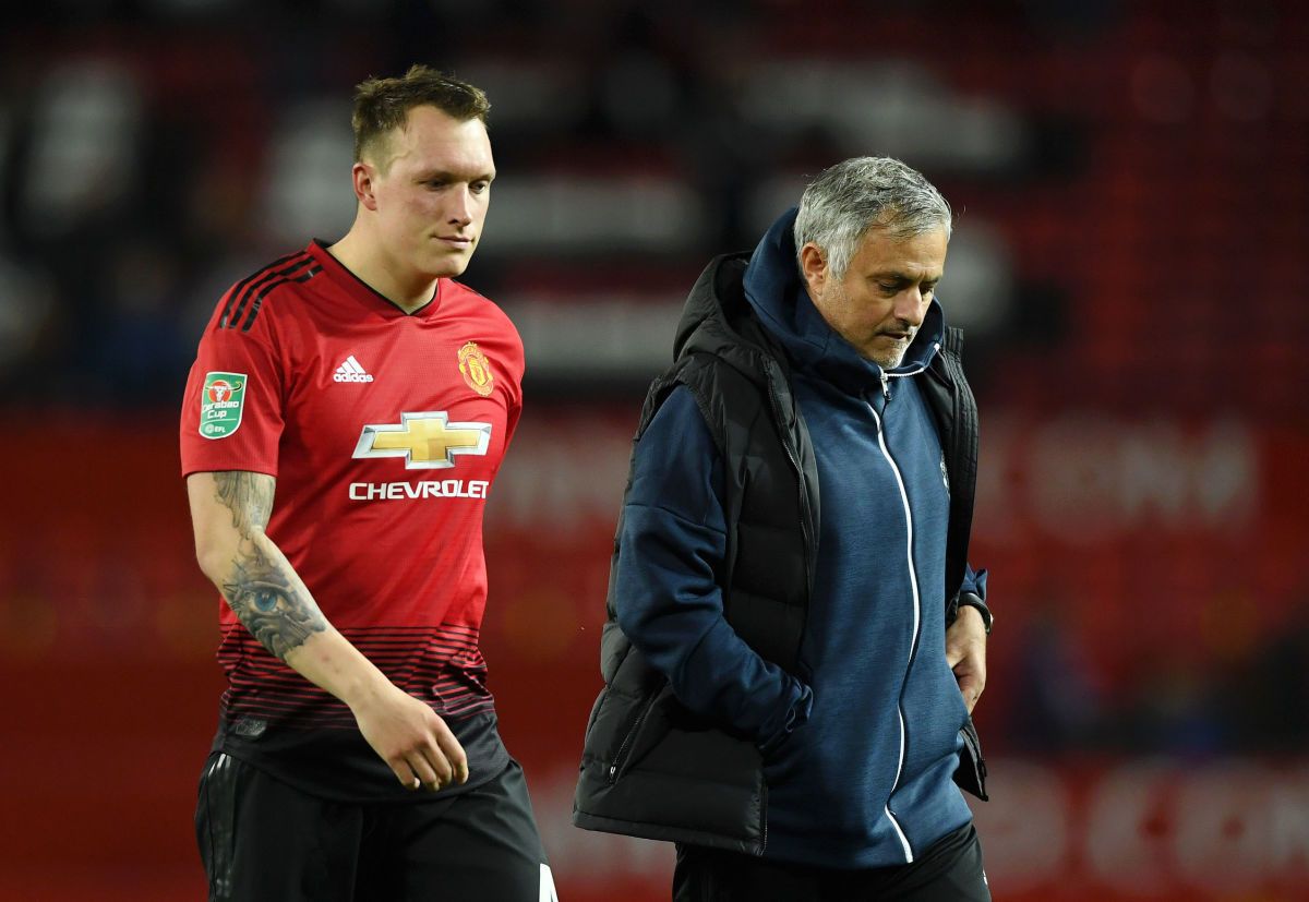 manchester-united-v-derby-county-carabao-cup-third-round-5c2a4b7bd208a81f30000004.jpg