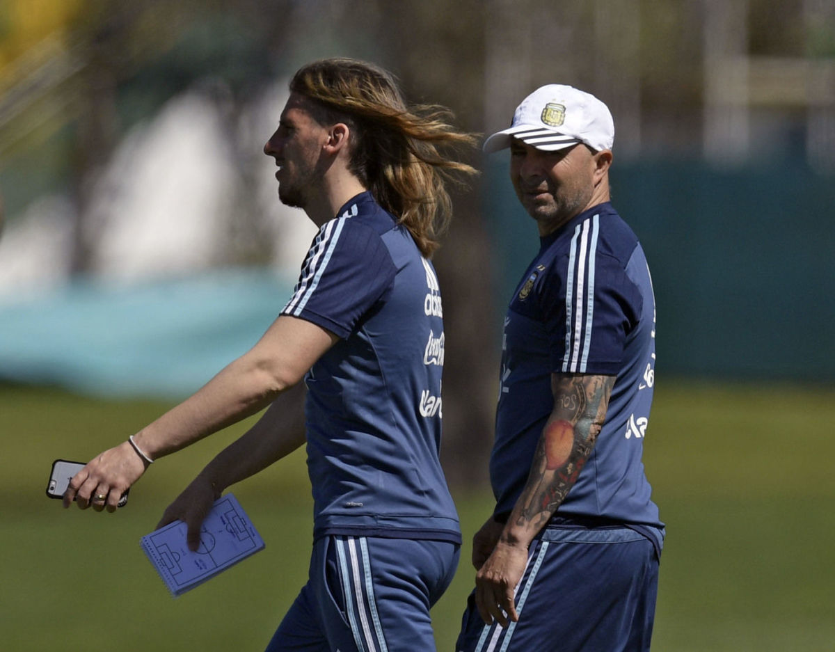 fbl-wc-2018-arg-training-5d0dee5b21eb6a1b78000002.jpg