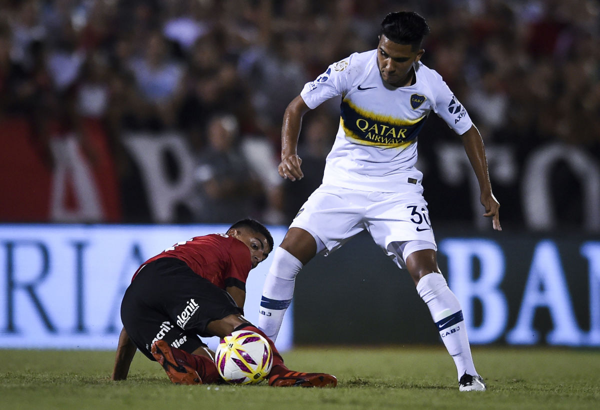 newell-s-old-boys-v-boca-juniors-superliga-2018-19-5d8c1465ac358a2360000001.jpg