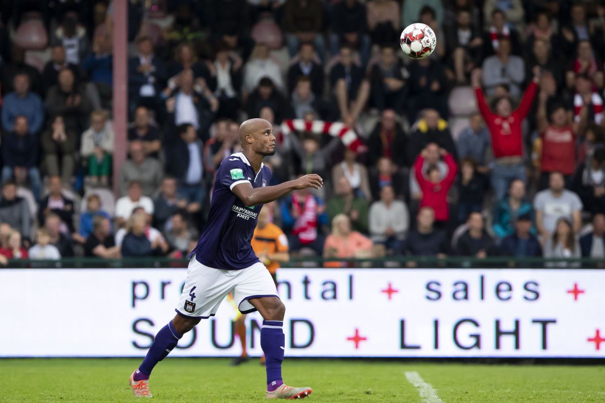 soccer-jpl-day-4-kv-kortrijk-vs-rsc-anderlecht-5d61026b55aa31ae95000001.jpg