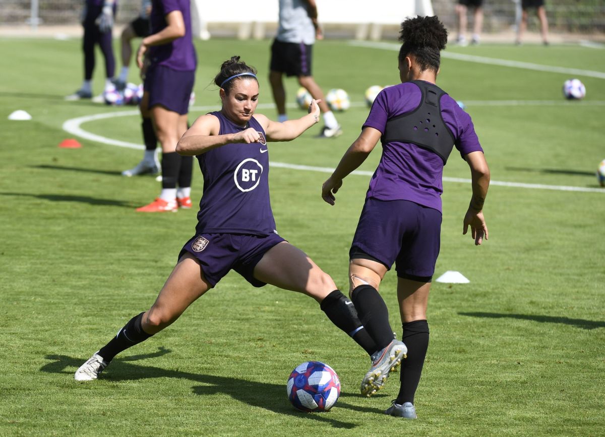 fbl-wc-2019-women-england-training-5d23d7db4d73419216000001.jpg