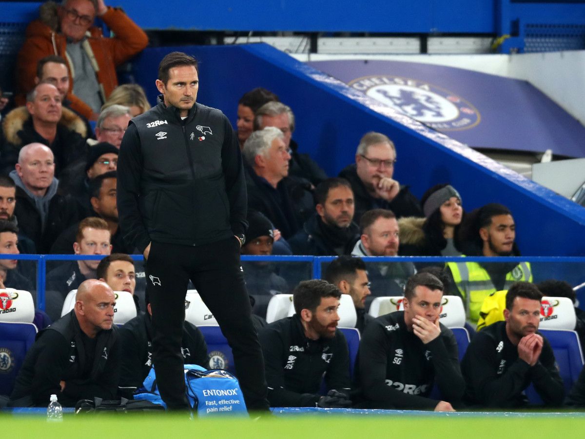frank-lampard-stamford-bridge-banner.jpg