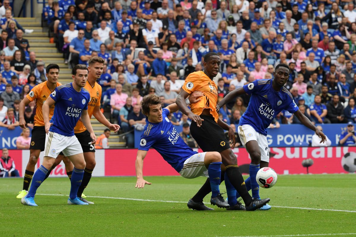 leicester-city-v-wolverhampton-wanderers-premier-league-5d5072696948d9d629000001.jpg