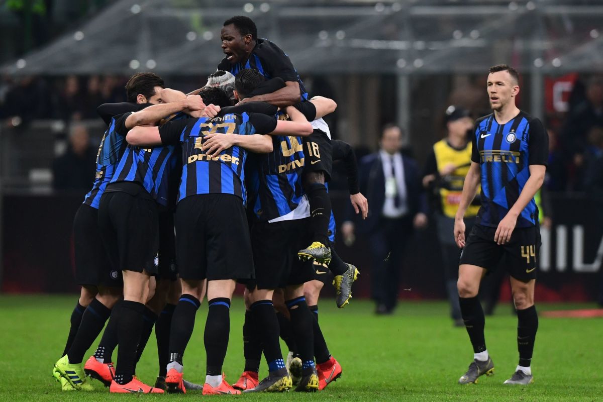 fbl-ita-seriea-ac-milan-inter-5c9a1d3251e8ab5627000017.jpg