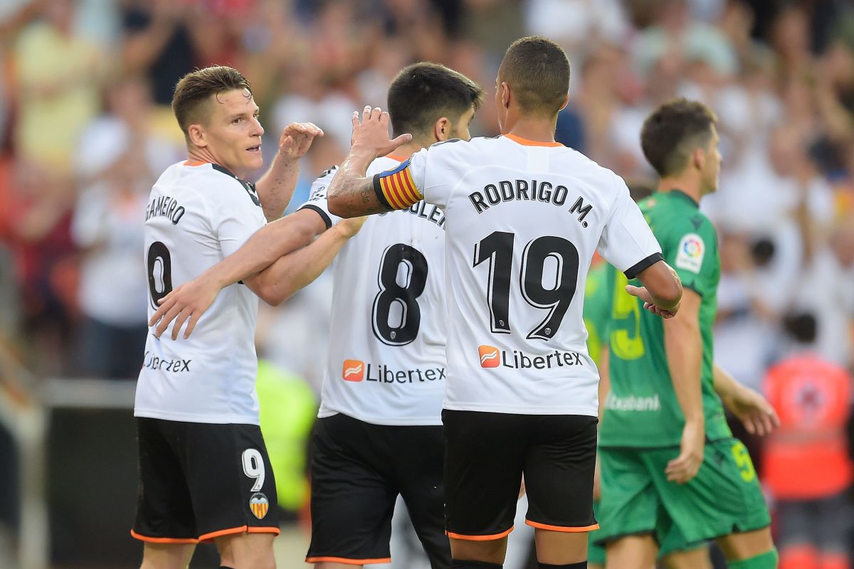 fbl-esp-liga-valencia-real-sociedad-5d584a9b17f05b054c000001.jpg