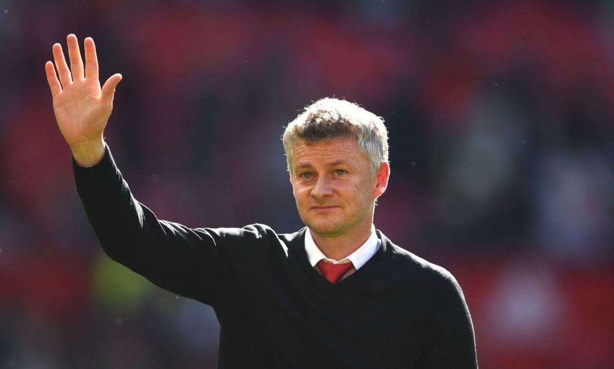 manchester-united-v-cardiff-city-premier-league-5d01ffdf6f5e02b1a6000001.jpg