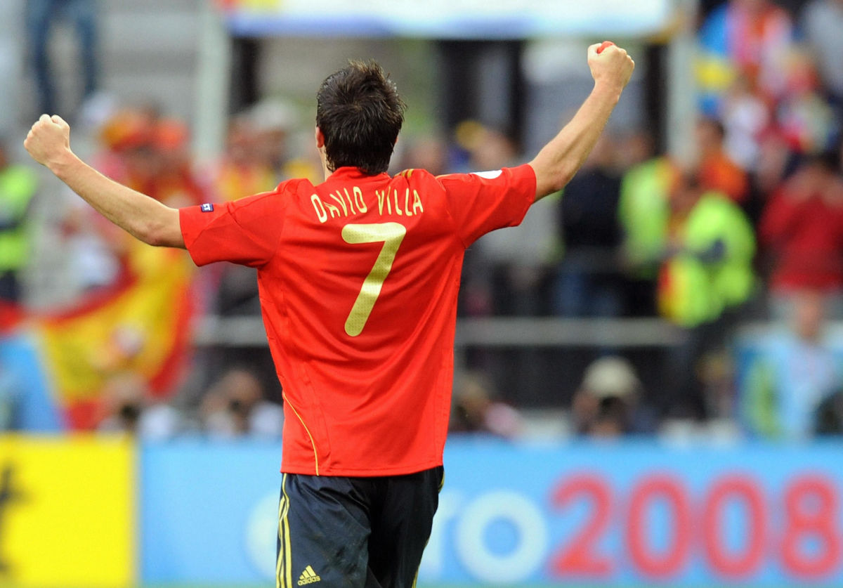 spanish-forward-david-villa-celebrates-a-5d10de4a96ebdc359a000001.jpg