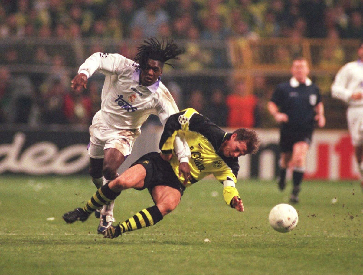 fussball-champions-league-97-98-borussia-dortmund-5c83854fc4cbccee7d000001.jpg