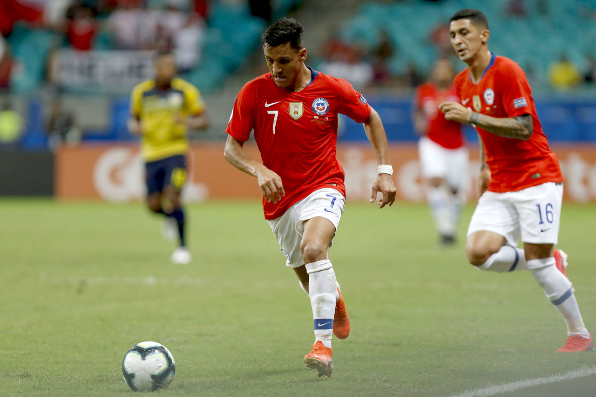 ecuador-v-chile-group-c-copa-america-brazil-2019-5d11bcc007e3b08c39000003.jpg
