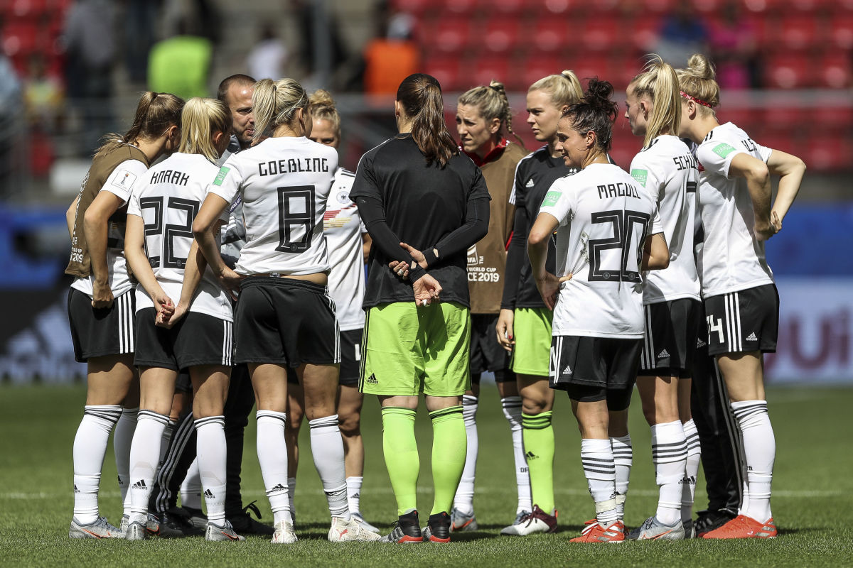 germany-v-china-pr-group-b-2019-fifa-women-s-world-cup-france-5cffbe463c46027ba7000001.jpg