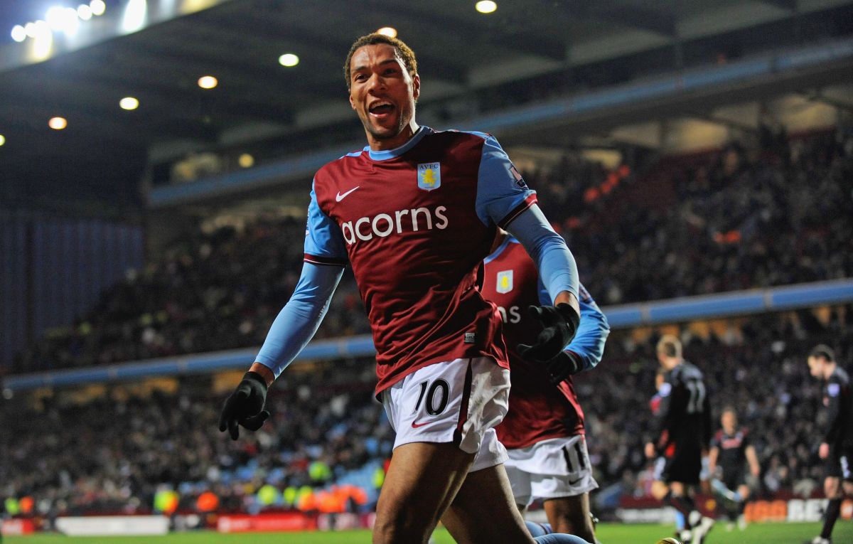 aston-villa-v-stoke-city-premier-league-5d0a3c57f593cc8ca6000001.jpg